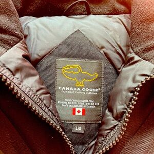 Canada Goose heritage expedition bomber black size Large